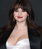 Selena_Gomez_-_At_the_Premiere_of__Lola__in_Los_Angeles_February_32C_202412~0.jpg