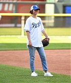 Selena_Gomez_-_Big_Slick_celebrity_softball_game_in_Kansas_City2C_Missouri_28June_072C_201929-04.jpg