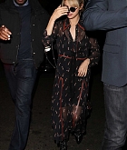 Selena_Gomez_-_Coach_House_on_Regent_Street_in_London2C_UK_on_December_4-01.jpg