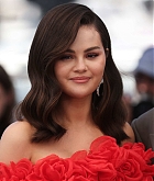 Selena_Gomez_-_Emilia_Perez_Photocall_at_the_77th_annual_Cannes_Film_Festivals_on_May_192C_2024_111.jpg