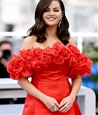 Selena_Gomez_-_Emilia_Perez_Photocall_at_the_77th_annual_Cannes_Film_Festivals_on_May_192C_2024_53.jpg