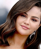 Selena_Gomez_-_Emilia_Perez_Photocall_at_the_77th_annual_Cannes_Film_Festivals_on_May_192C_2024_54.jpg