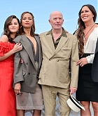 Selena_Gomez_-_Emilia_Perez_Photocall_at_the_77th_annual_Cannes_Film_Festivals_on_May_192C_2024_92.jpg