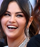 Selena_Gomez_-_Emilia_Perez_Premiere_at_the_77th_annual_Cannes_Film_Festival_on_May_18_105.jpg