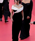 Selena_Gomez_-_Emilia_Perez_Premiere_at_the_77th_annual_Cannes_Film_Festival_on_May_18_11.jpg