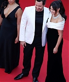 Selena_Gomez_-_Emilia_Perez_Premiere_at_the_77th_annual_Cannes_Film_Festival_on_May_18_68.jpg