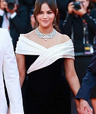 Selena_Gomez_-_Emilia_Perez_Premiere_at_the_77th_annual_Cannes_Film_Festival_on_May_18_73.jpg