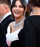 Selena_Gomez_-_Emilia_Perez_Premiere_at_the_77th_annual_Cannes_Film_Festival_on_May_18_99.jpg