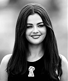 Selena_Gomez_-_Emilia_Perez_photocall_during_the_68th_BFI_London_Film_Festival_-_October_102C_2024_15.jpg