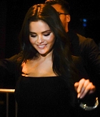 Selena_Gomez_-_Enjoying_a_night_out_at_a_club_in_Paris_September_262C_202307.jpg
