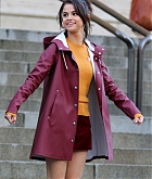 Selena_Gomez_-_Filming_Woody_Allen_film_in_NYC_on_October_4-13.jpg