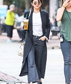 Selena_Gomez_-_Filming_Woody_Allen_film_in_NYC_on_September_21-09.jpg