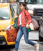 Selena_Gomez_-_Filming_Woody_Allen_film_with_her_puppy_in_NYC_on_September_19-36.jpg
