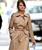 Selena_Gomez_-_Filming_new_Woody_Allen_movie_in_NYC_on_September_11-48.jpg