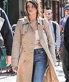 Selena_Gomez_-_Filming_new_Woody_Allen_movie_in_NYC_on_September_11-71.jpg