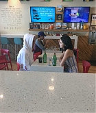 Selena_Gomez_-_Grabs_breakfast_with_Justin_Bieber_at_a_cafe_in_Westlake_Village2C_CA_-_October_29-01.jpg