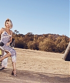 Selena_Gomez_-_Harper_s_Bazaar_March_2018_Issue-58.jpg
