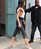 Selena_Gomez_-_In_Los_Angeles_on_June_8-19.jpg