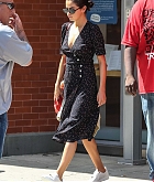 Selena_Gomez_-_In_NYC_on_September_5-03.jpg