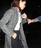 Selena_Gomez_-_In_New_York_City_on_September_6-08.jpg