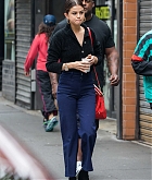 Selena_Gomez_-_In_West_Village2C_NYC_on_September_3-08.jpg