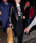 thumb Selena Gomez Leaving an SNL cast dinner in New York May 102C 202202