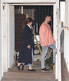 Selena_Gomez_-_Leaving_the_church_in_Los_Angeles_on_February_28_2018-03.jpg