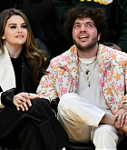 Selena_Gomez_-_Miami_Heat_v_Los_Angeles_Lakers_at_Crypto_com_Arena_in_Los_Angeles_January_32C_202402.jpg