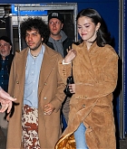 Selena_Gomez_-_N_Y__KnicksBoston_Celtics_NBA_game_at_Madison_Square_Garden2C_New_York_City_-_April_82C_2025-02.jpg