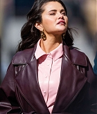 Selena_Gomez_-_On_the_set_of_Only_Murderers_in_the_Building_in_New_York_City_0317202317.jpg