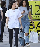 Selena_Gomez_-_Out_and_about_in_Los_Angeles_on_Feb_11-14.jpg