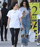 Selena_Gomez_-_Out_and_about_in_Los_Angeles_on_Feb_11-17.jpg