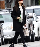 Selena_Gomez_-_Out_and_about_in_Los_Angeles_on_Feb_21-27.jpg