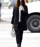 Selena_Gomez_-_Out_and_about_in_Los_Angeles_on_Feb_21-39.jpg