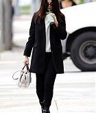Selena_Gomez_-_Out_and_about_in_Los_Angeles_on_Feb_21-46.jpg