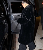 Selena_Gomez_-_Out_in_New_York_March_292C_202306.jpg