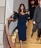 Selena_Gomez_-_Outside_Hotel_Martinez_in_Cannes_May_172C_2024_07.jpg