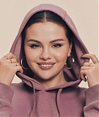 Selena_Gomez_-_Rare_Beauty_Sweater_line2C_September_202302.jpg