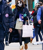 Selena_Gomez_-_Seen_heading_to_the_movie_set_of_Only_Murders_in_New_York_City_01192021_06.jpg