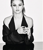 Selena_Gomez_-_THR_2016-15.jpg