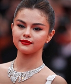 Selena_Gomez_-_The_Dead_Don_t_Die_At_The_72nd_Annual_Cannes_Film_Festival2C_05142019-04~0.jpg