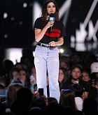 Selena_Gomez_-_WE_Day_California_5BShow5D_-_April_27-59.jpg