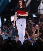 Selena_Gomez_-_WE_Day_California_5BShow5D_-_April_27-71.jpg