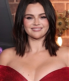 Selena_Gomez_-_World_Premiere_of_Disney_s_Wizards_Beyond_Waverly_Place2C_Los_Angeles_CA_-_October_282C_2024_24.jpg