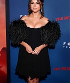 Selena_Gomez_-__The_Dead_Don_t_Die__film_premiere_at_the_MoMa_in_New_York_28June_102C_201929-17.jpg