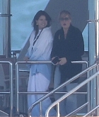 Selena_Gomez_-_celebrates_Memorial_Day_with_friends_aboard_a_luxury_yacht_in_Malibu2C_California__0531202231.jpg