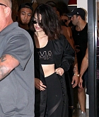 Selena_Gomez_-_in_NYC_on_September_28-09.jpg