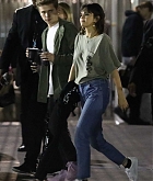 Selena_Gomez_-_leaves_Taylor_Swift_concert_in_Pasadena_on_May_20-02.jpg