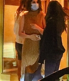 Selena_Gomez_-_leaving_Sunset_Tower_with_friends_in_Los_Angeles2C_California__1101202102.jpg