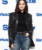 Selena_Gomez_-_visits_the_SiriusXM_Studios2C_New_York_City_-_March_252C_2025_10.jpg